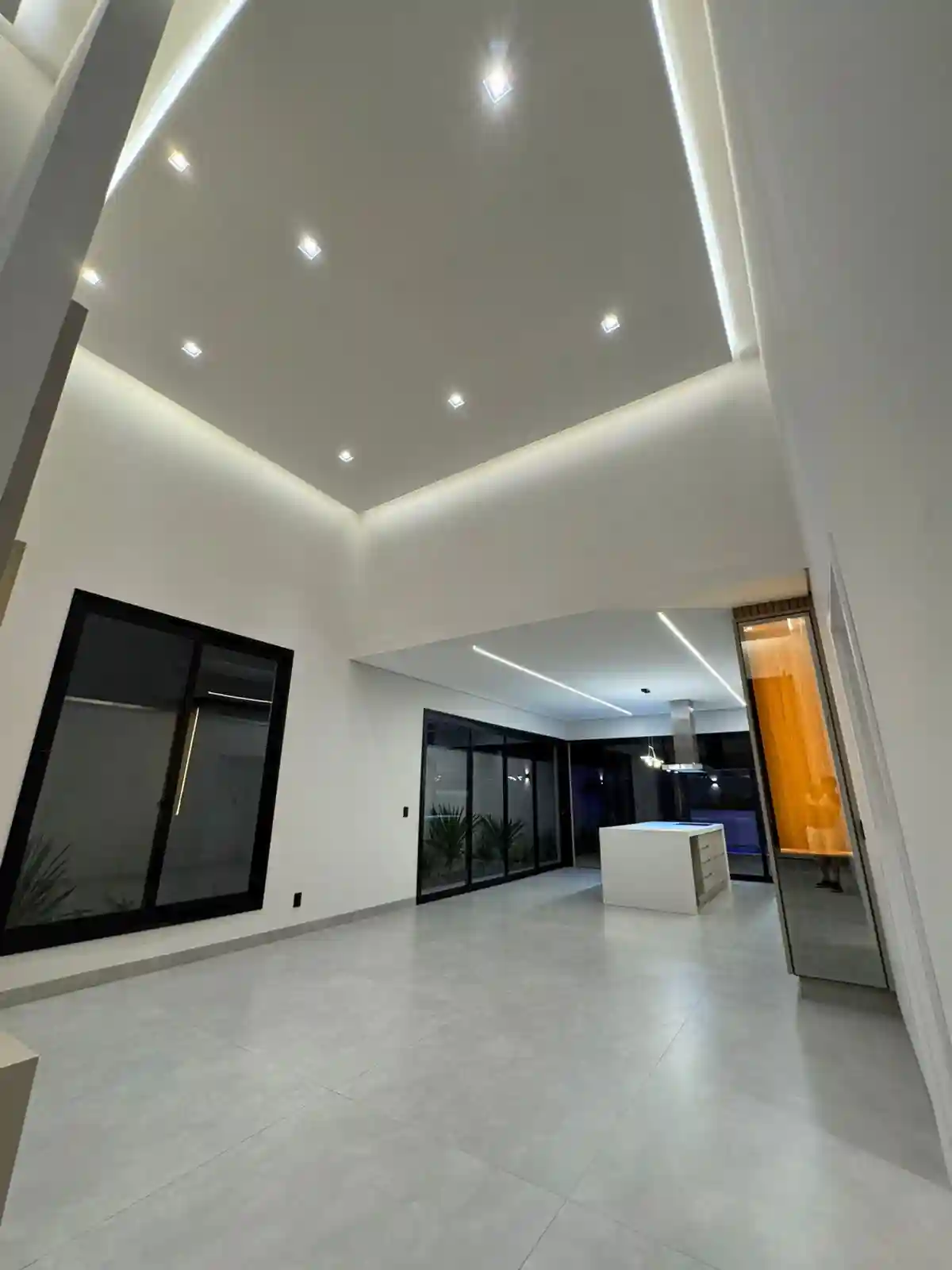 Casa de Condomínio com 3 quartos à venda, 362m² — foto 4 de 17
