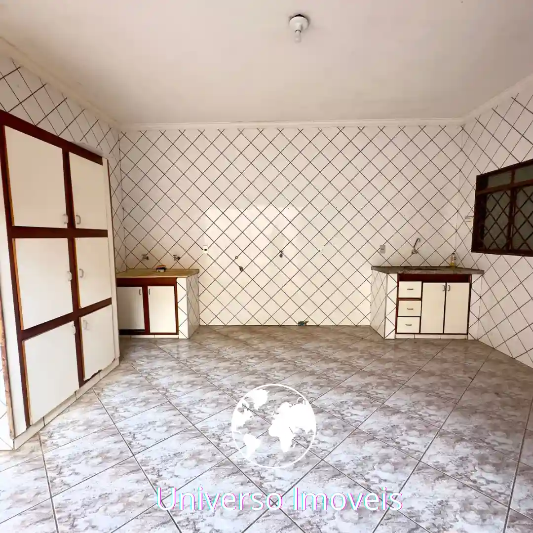 Casa com 3 quartos à venda — foto 10 de 11