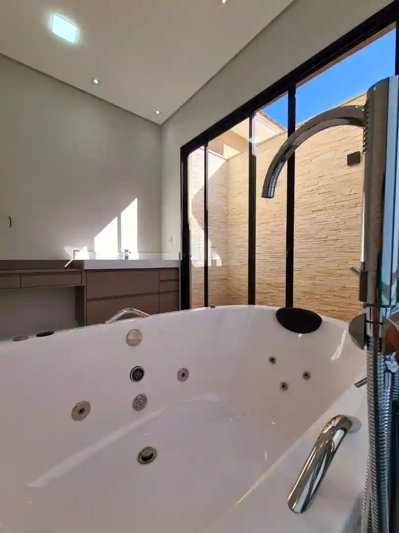 Casa de Condomínio com 4 quartos à venda, 670m² — foto 15 de 23