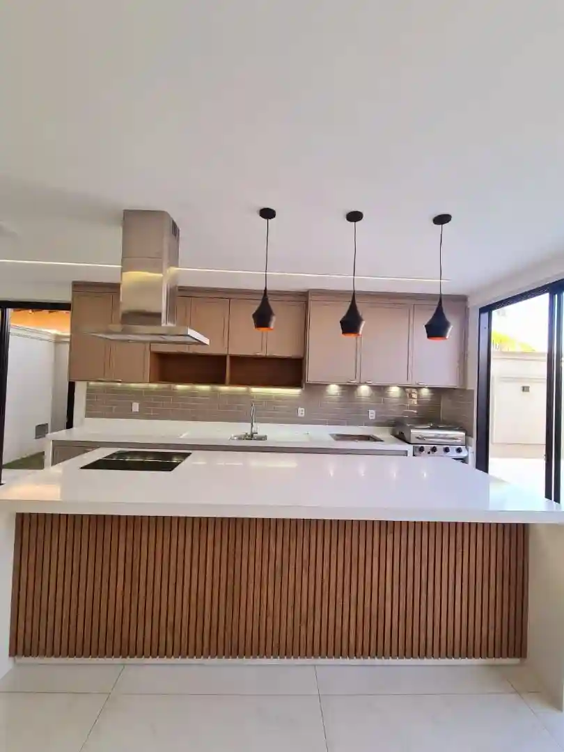 Casa de Condomínio com 4 quartos à venda, 670m² — foto 16 de 23