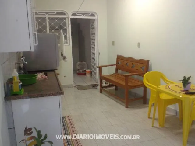 Casa à venda — foto 2 de 4