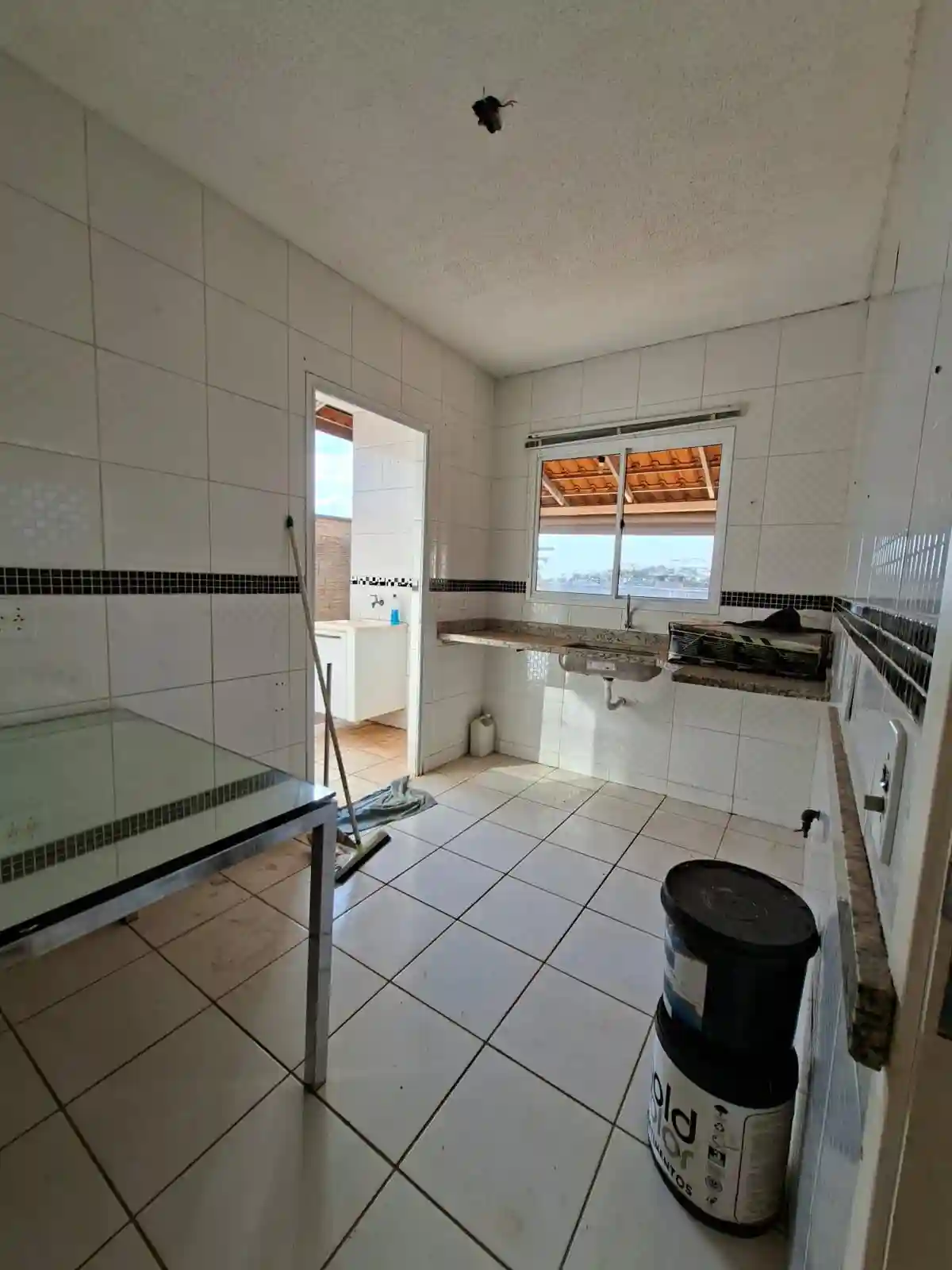 Casa de Condomínio com 3 quartos à venda, 10m² — foto 3 de 9
