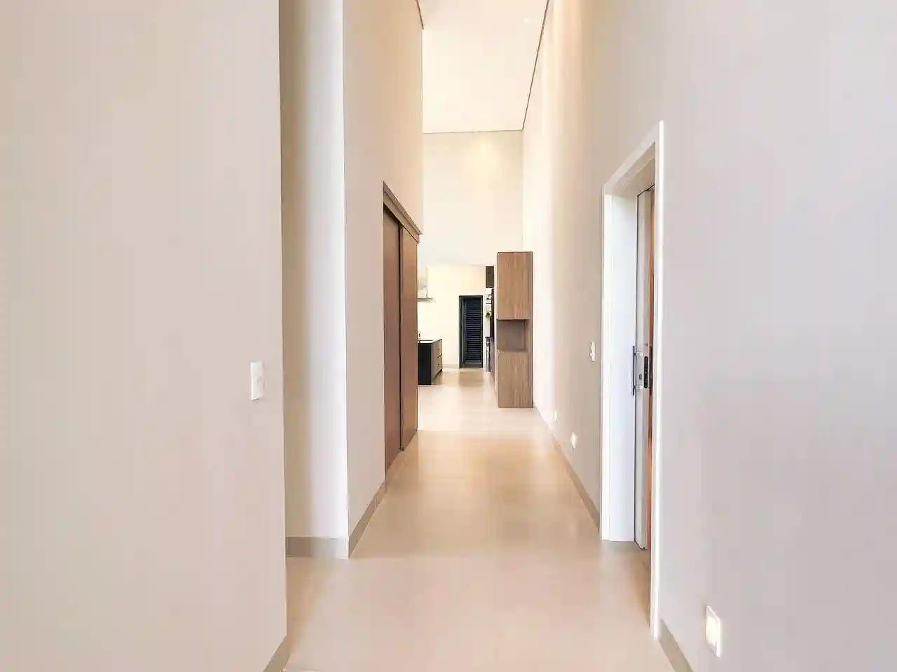 Casa de Condomínio com 4 quartos à venda, 249m² — foto 5 de 26
