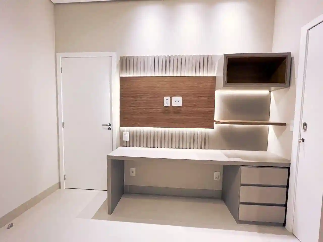 Casa de Condomínio com 4 quartos à venda, 249m² — foto 15 de 26
