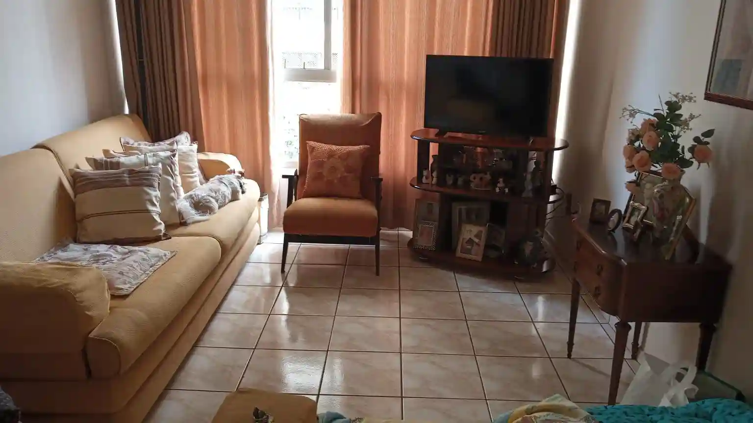 Apartamento com 2 quartos à venda, 76m² — foto 1 de 13