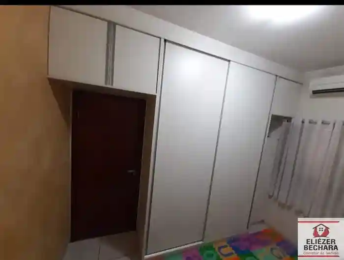 Casa com 3 quartos à venda, 256m² — foto 25 de 29