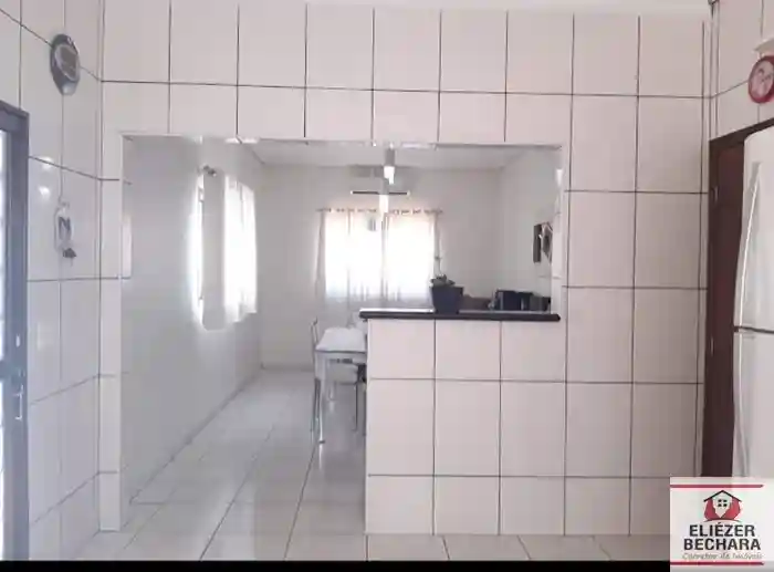 Casa com 3 quartos à venda, 256m² — foto 10 de 29
