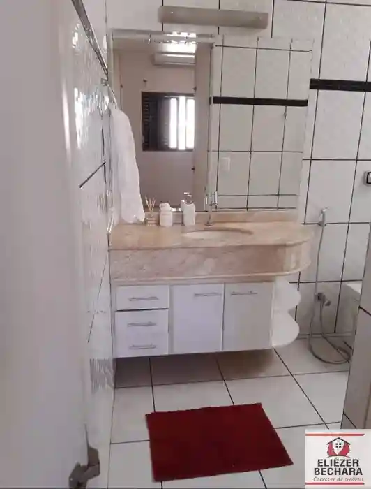 Casa com 3 quartos à venda, 256m² — foto 18 de 29