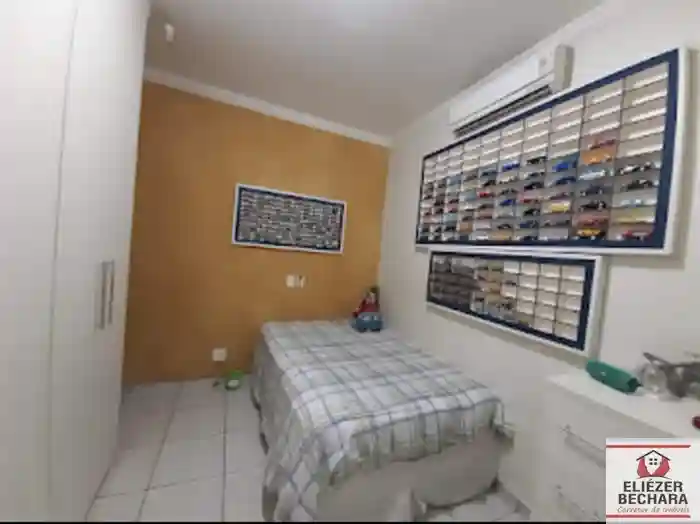 Casa com 3 quartos à venda, 256m² — foto 20 de 29