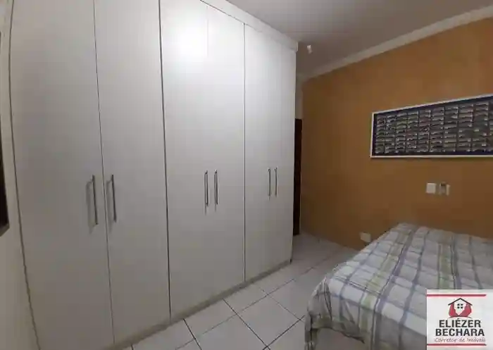 Casa com 3 quartos à venda, 256m² — foto 19 de 29