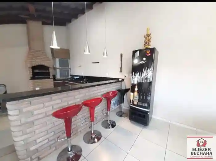 Casa com 3 quartos à venda, 256m² — foto 7 de 29