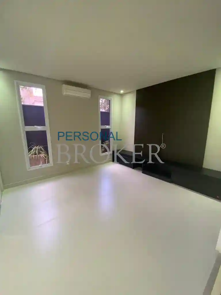 Casa de Condomínio com 5 quartos para aluguel, 500m² — foto 2 de 9