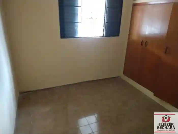 Casa à venda — foto 16 de 39