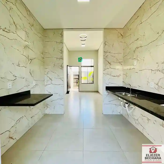 Casa com 3 quartos à venda, 107m² — foto 3 de 10