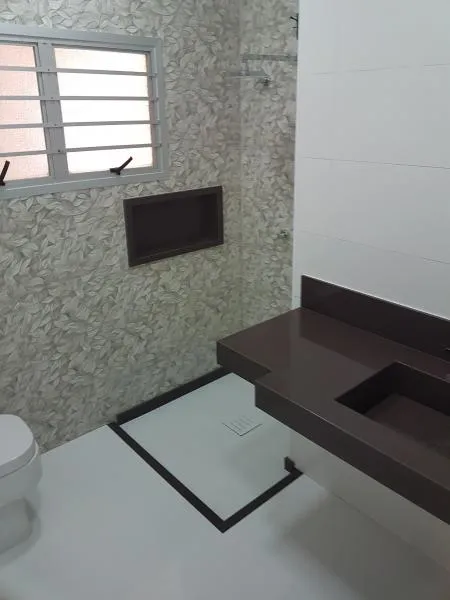 Casa à venda — foto 4 de 6