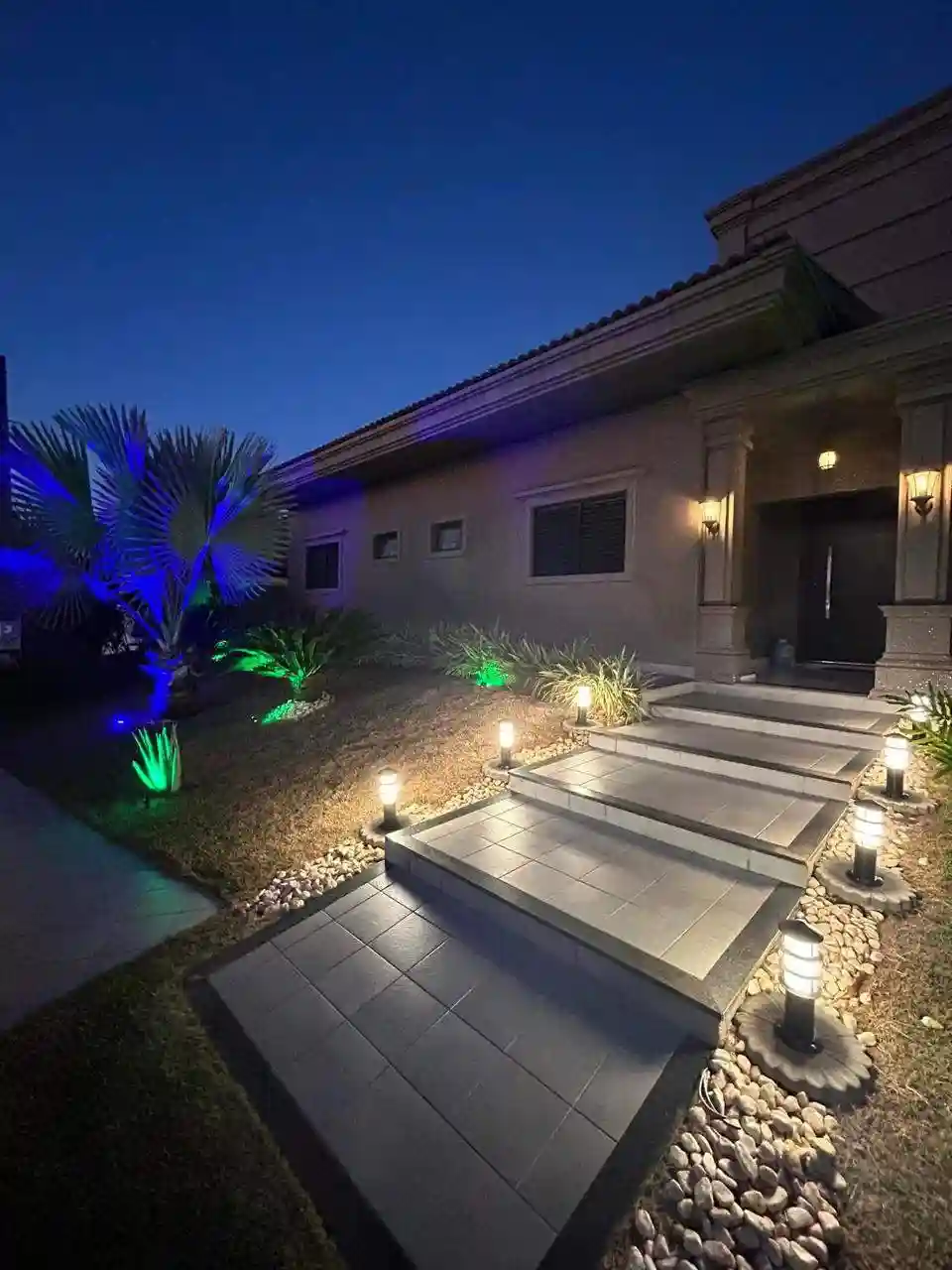 Casa de Condomínio com 3 quartos à venda, 270m² — foto 3 de 25