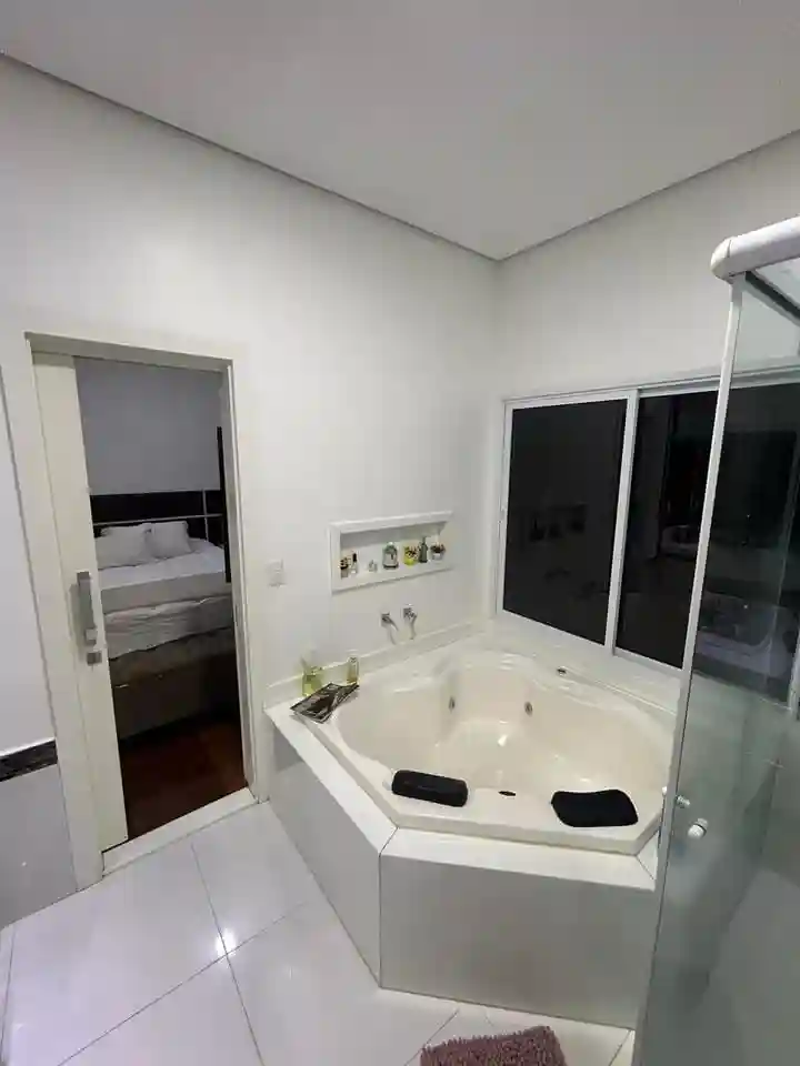 Casa de Condomínio com 3 quartos à venda, 270m² — foto 11 de 25