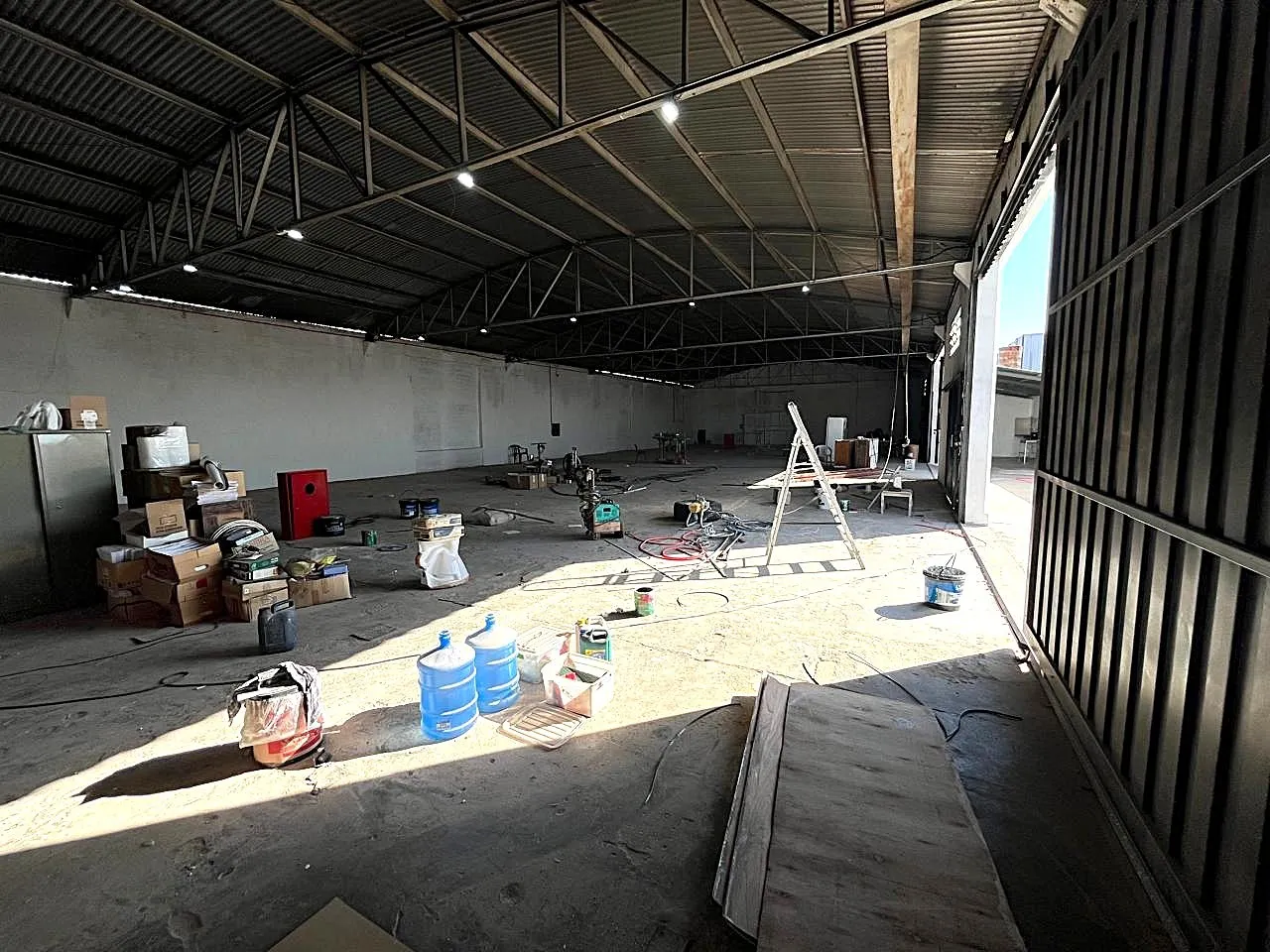 Galpão / Depósito / Armazém para aluguel, 720m² — foto 6 de 14