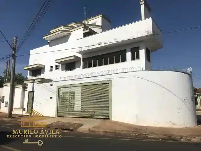 Casa com 4 quartos à venda, 320m² — foto 6 de 7