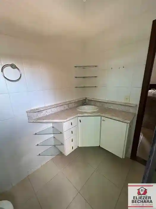 Casa de Condomínio com 4 quartos à venda, 385m² — foto 13 de 37