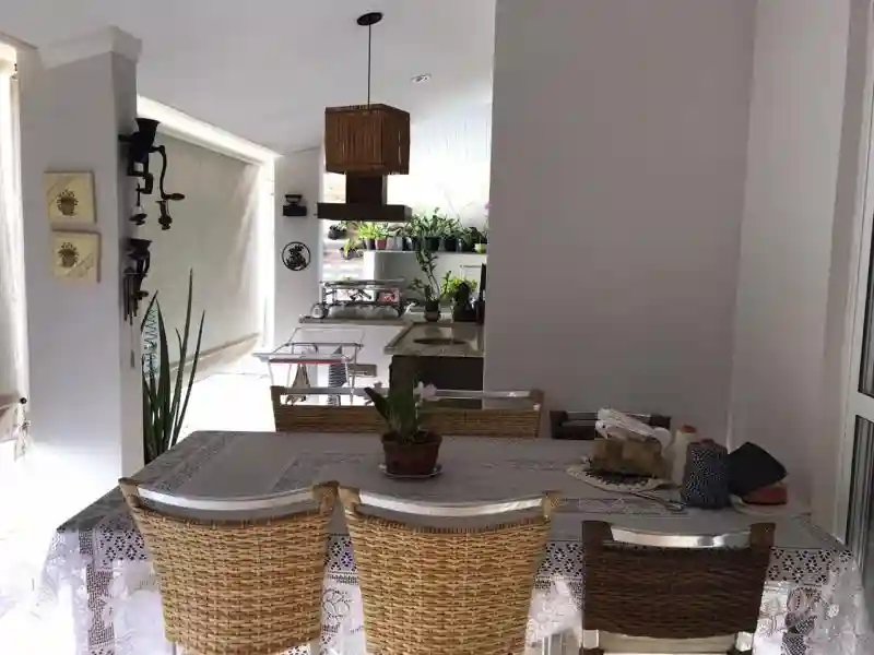 Casa de Condomínio com 3 quartos à venda, 150m² — foto 6 de 8
