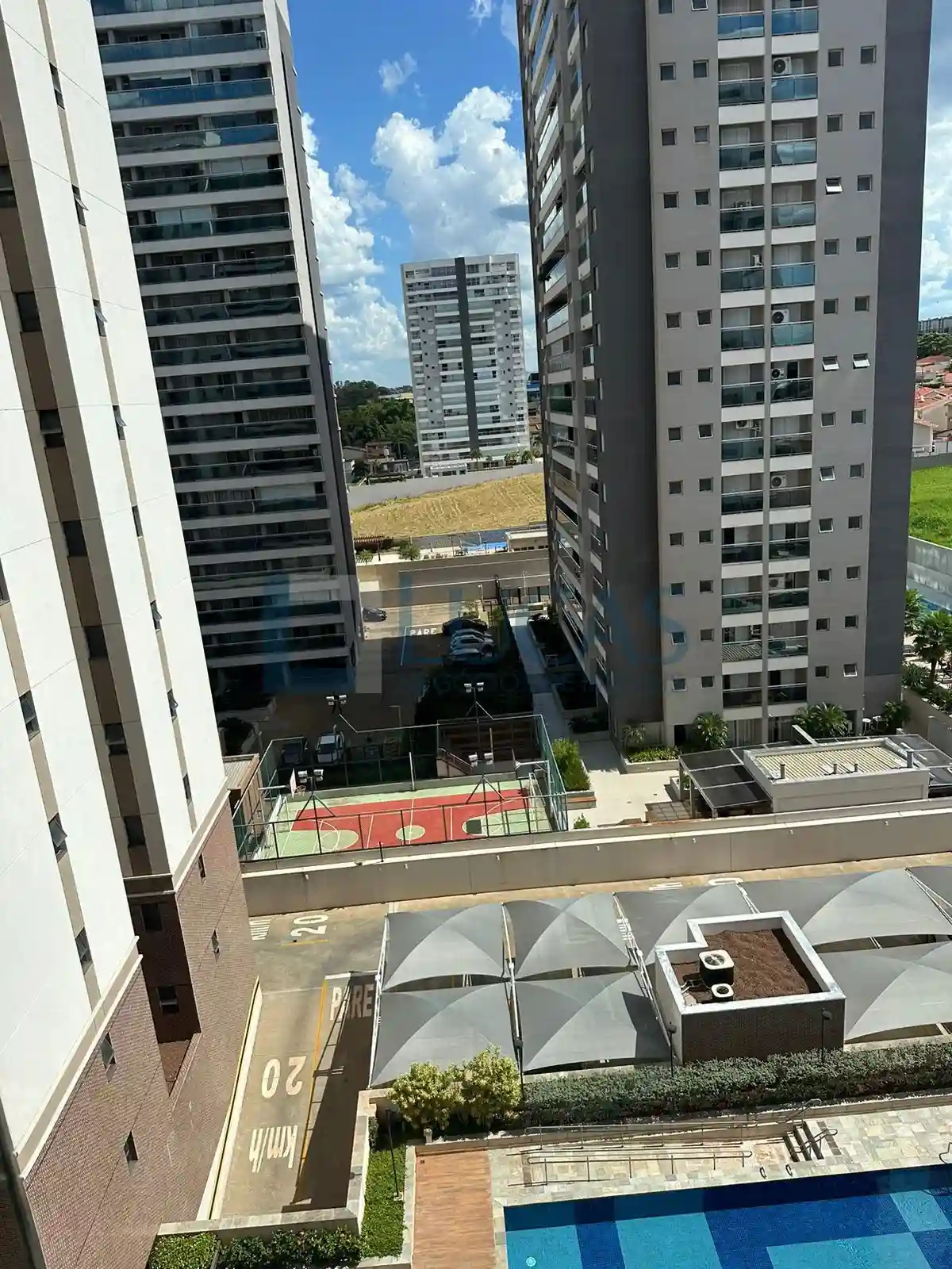 Apartamento com 3 quartos à venda, 80m² — foto 3 de 14