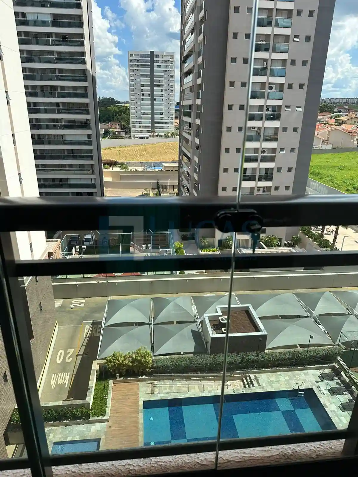 Apartamento com 3 quartos à venda, 80m² — foto 4 de 14