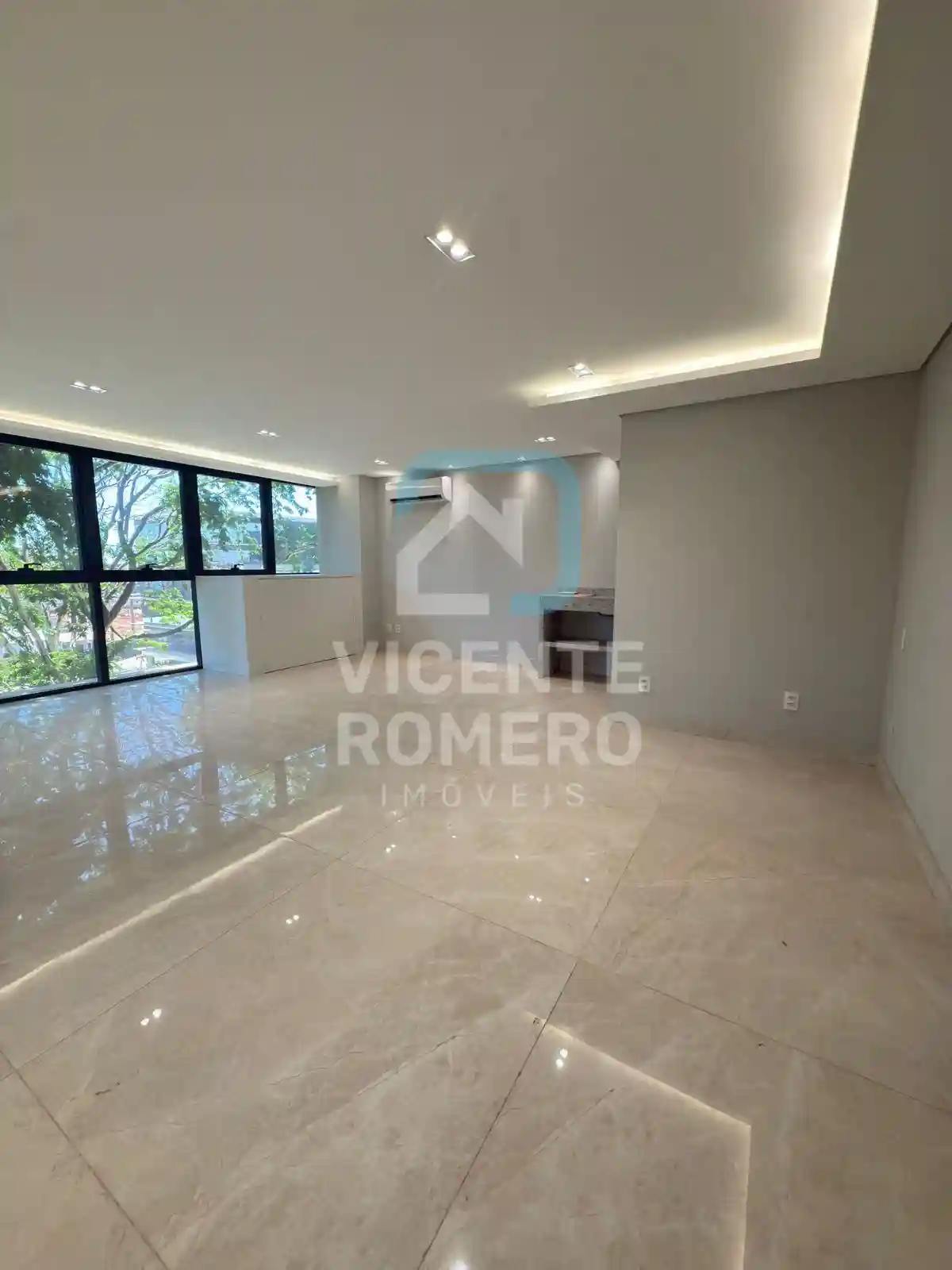 Conjunto Comercial / Sala  para aluguel, 48m² — foto 2 de 8