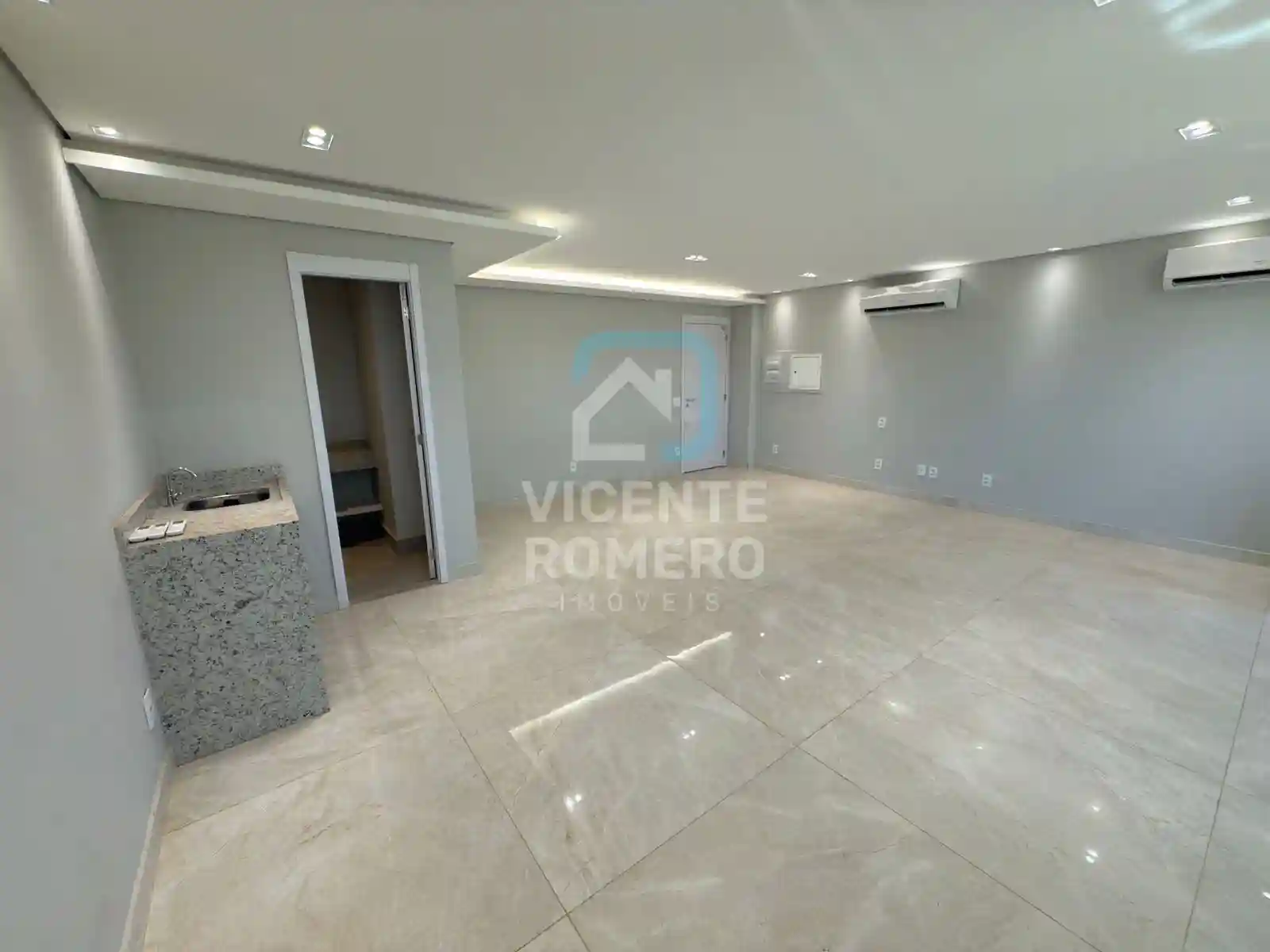Conjunto Comercial / Sala  para aluguel, 48m² — foto 5 de 8