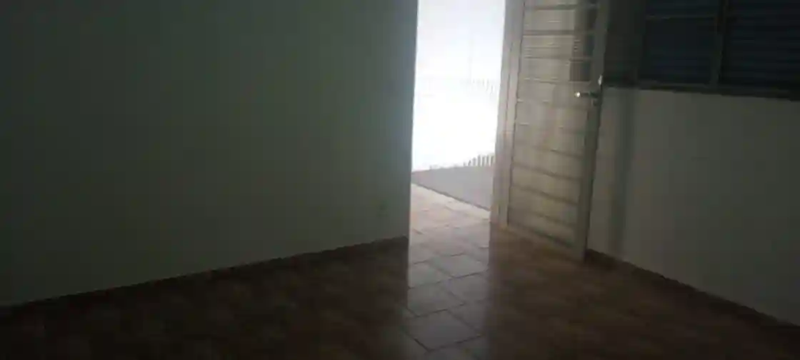 Casa com 3 quartos à venda, 360m² — foto 10 de 10