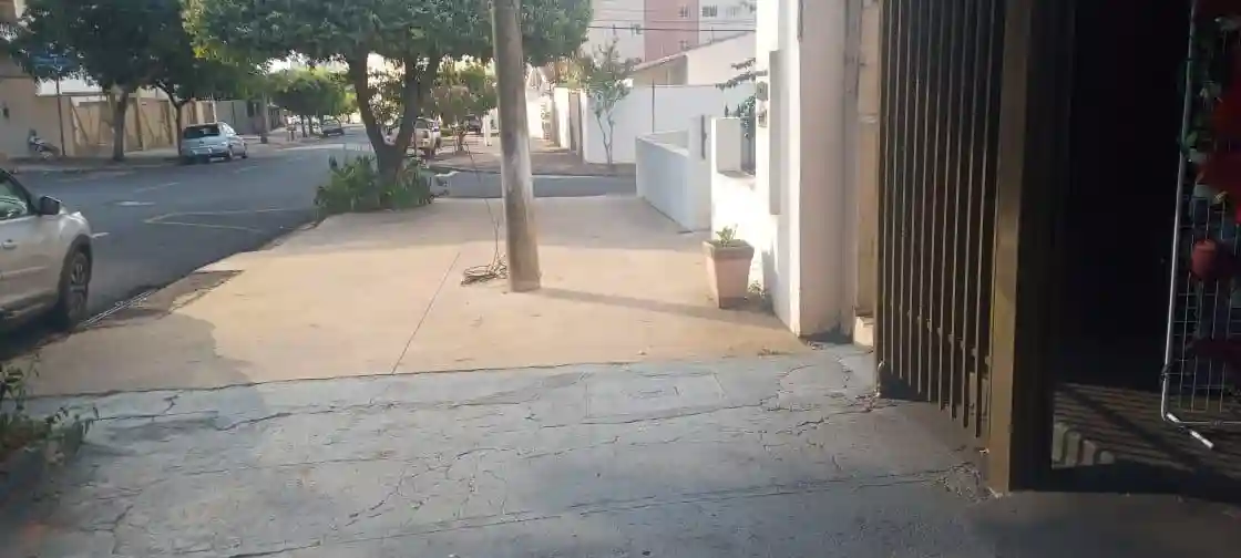 Casa com 3 quartos à venda, 360m² — foto 1 de 10