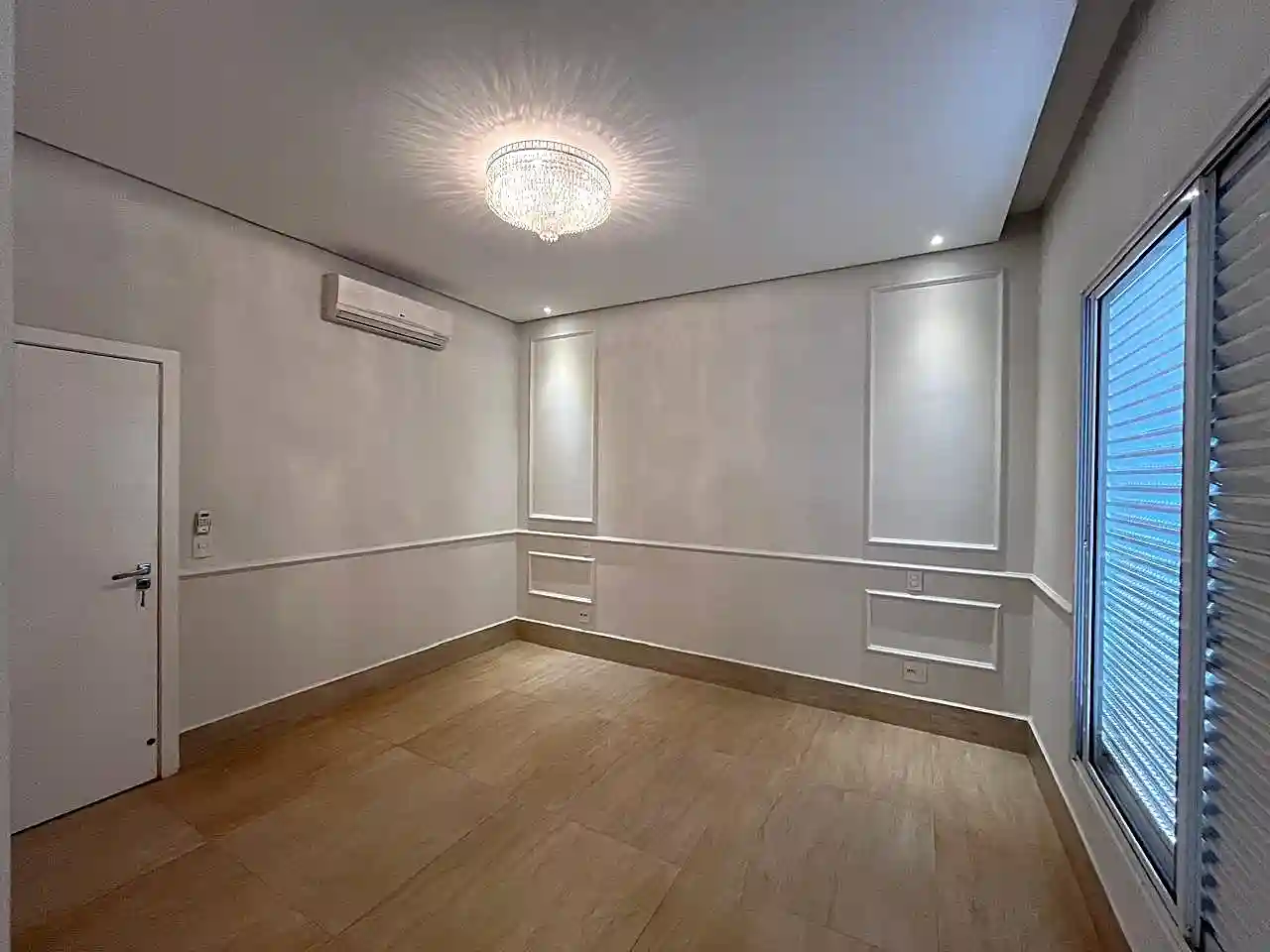 Casa de Condomínio com 3 quartos para aluguel, 300m² — foto 6 de 15