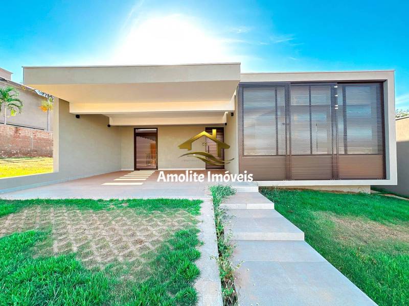 Casa de Condomínio com 3 quartos à venda, 225m² — foto 1 de 21