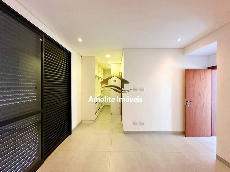 Casa de Condomínio com 3 quartos à venda, 225m² — foto 7 de 21