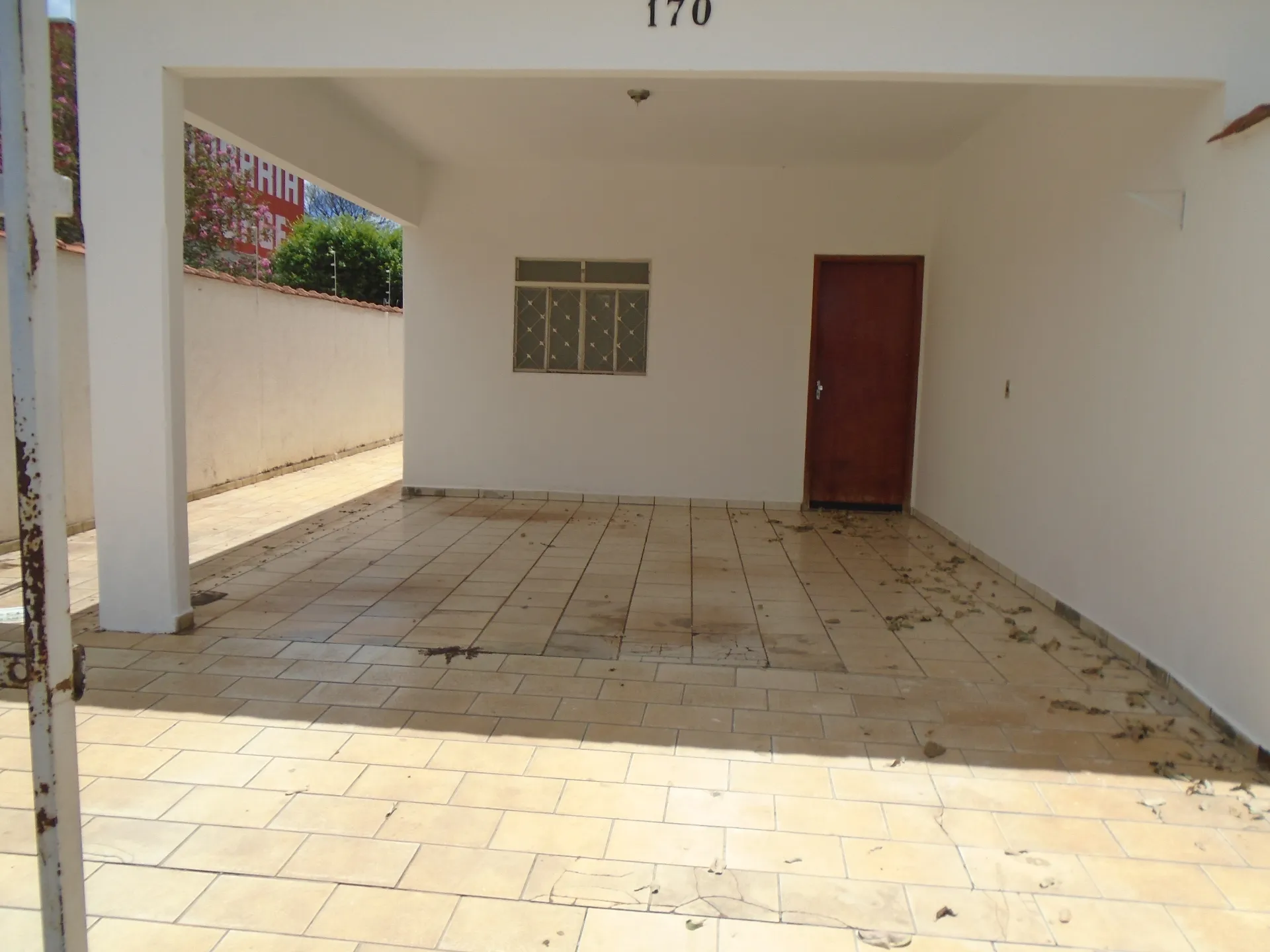 Casa com 2 quartos à venda, 160m² — foto 2 de 17