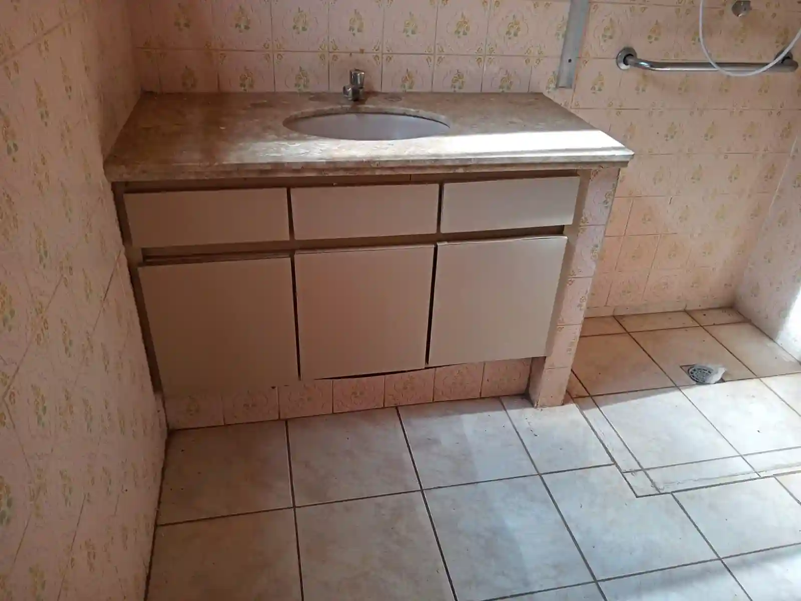 Casa com 3 quartos à venda, 330m² — foto 1 de 20