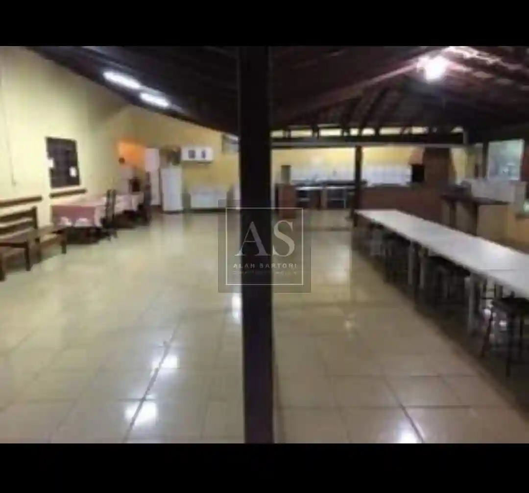 Fazenda / Sítio / Chácara com 3 quartos à venda, 5000m² — foto 2 de 27