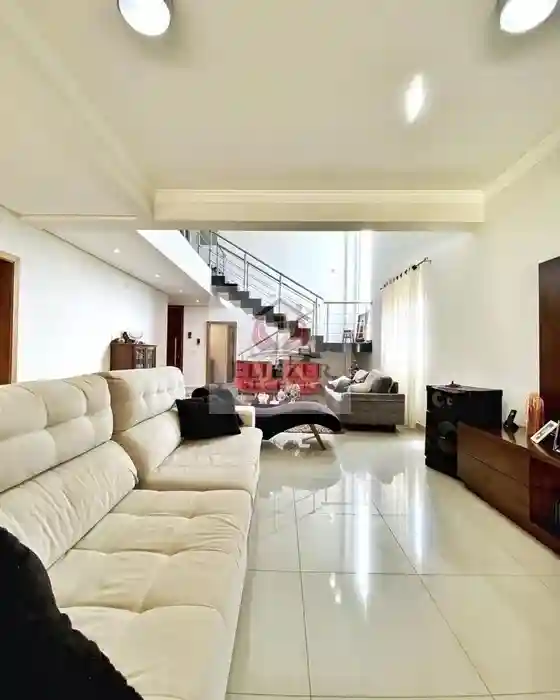 Casa de Condomínio com 3 quartos à venda, 340m² — foto 13 de 14