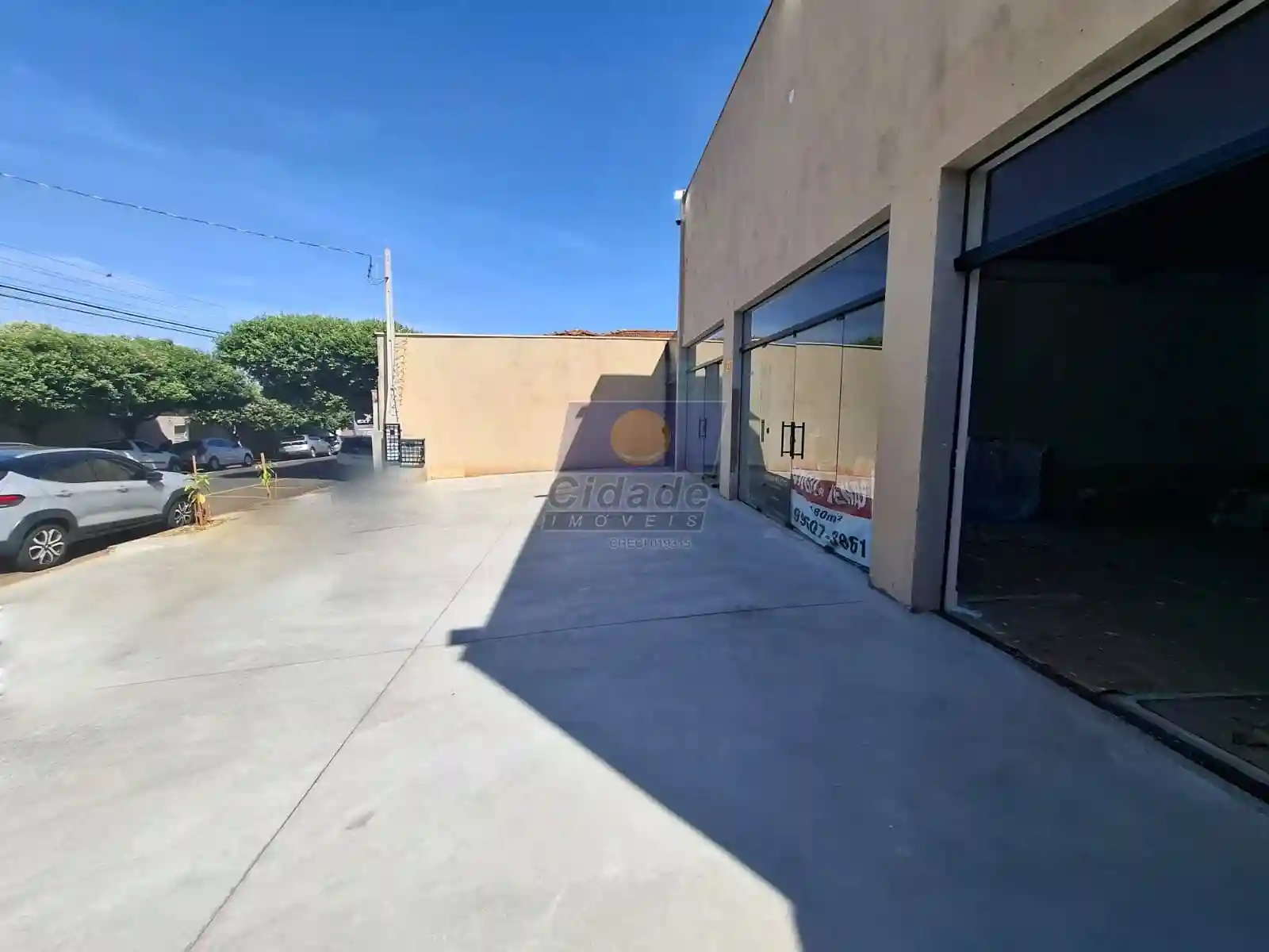 Loja / Salão / Ponto Comercial  para aluguel, 180m² — foto 2 de 11