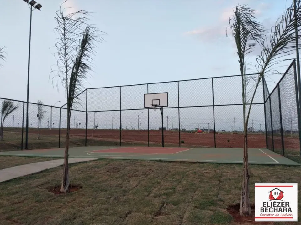 Terreno / Lote / Condomínio à venda — foto 5 de 6