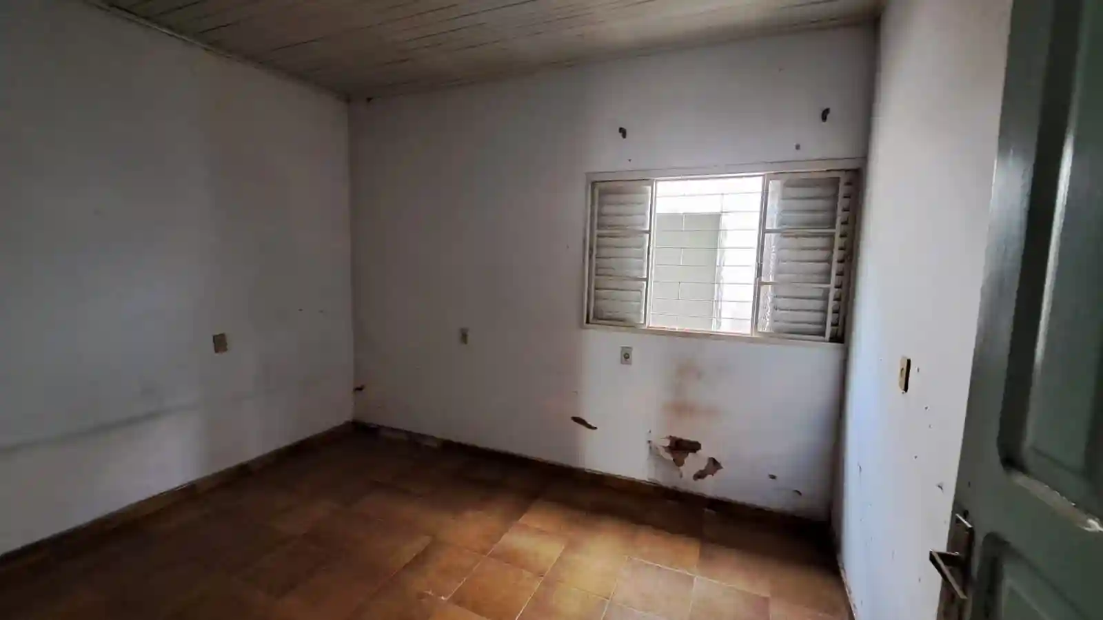 Casa à venda — foto 1 de 5