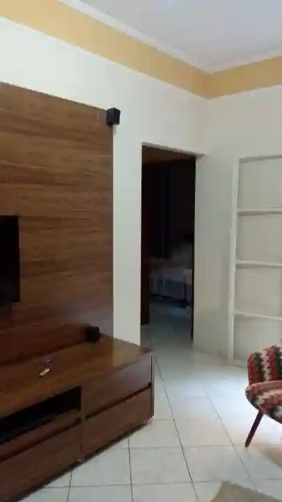 Casa à venda — foto 1 de 10