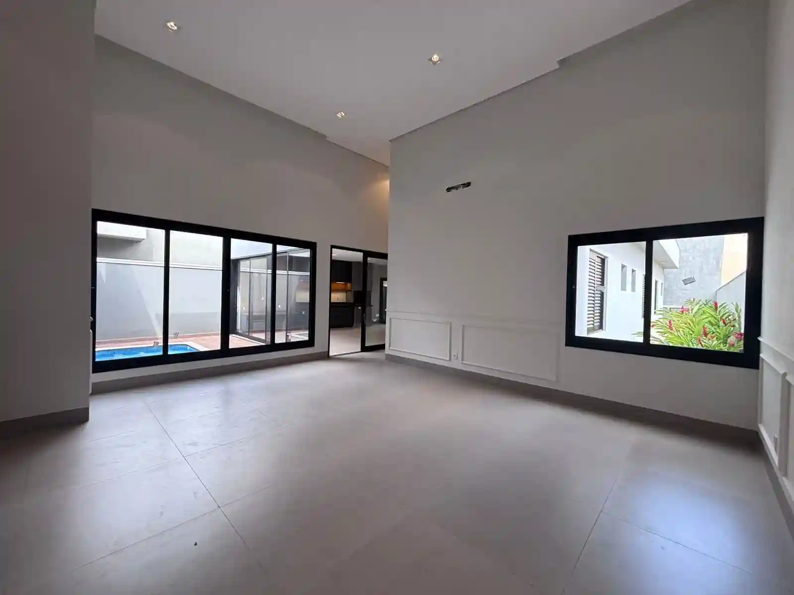 Casa de Condomínio com 4 quartos à venda, 360m² — foto 26 de 43