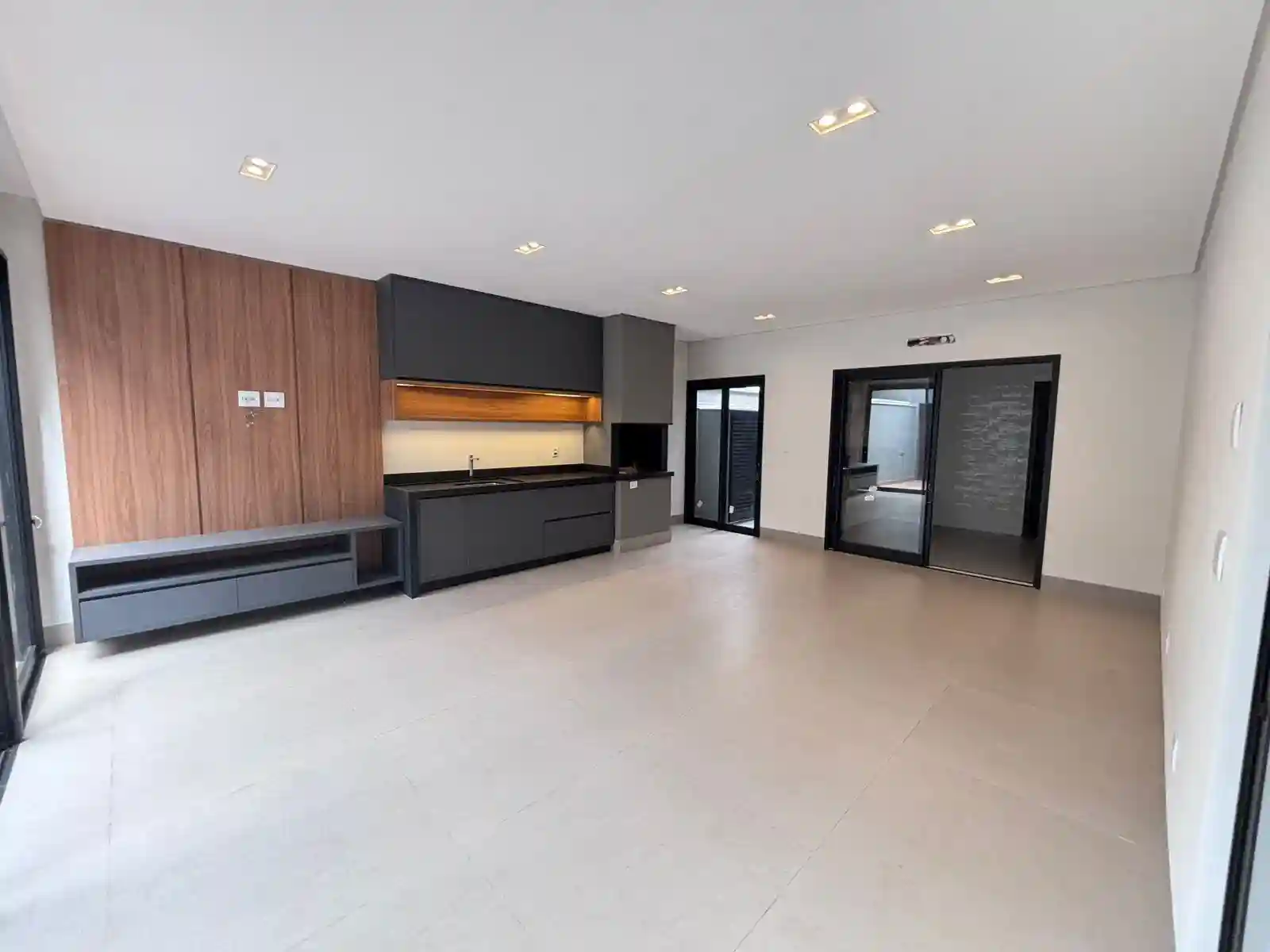 Casa de Condomínio com 4 quartos à venda, 360m² — foto 14 de 43