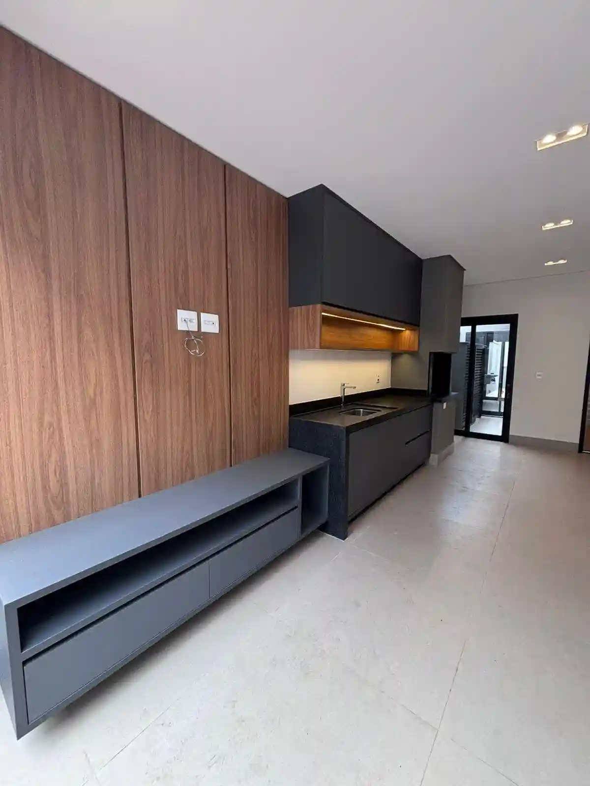 Casa de Condomínio com 4 quartos à venda, 360m² — foto 21 de 43