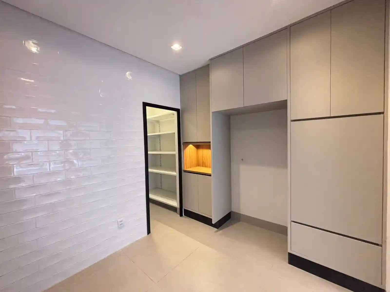 Casa de Condomínio com 4 quartos à venda, 360m² — foto 13 de 43