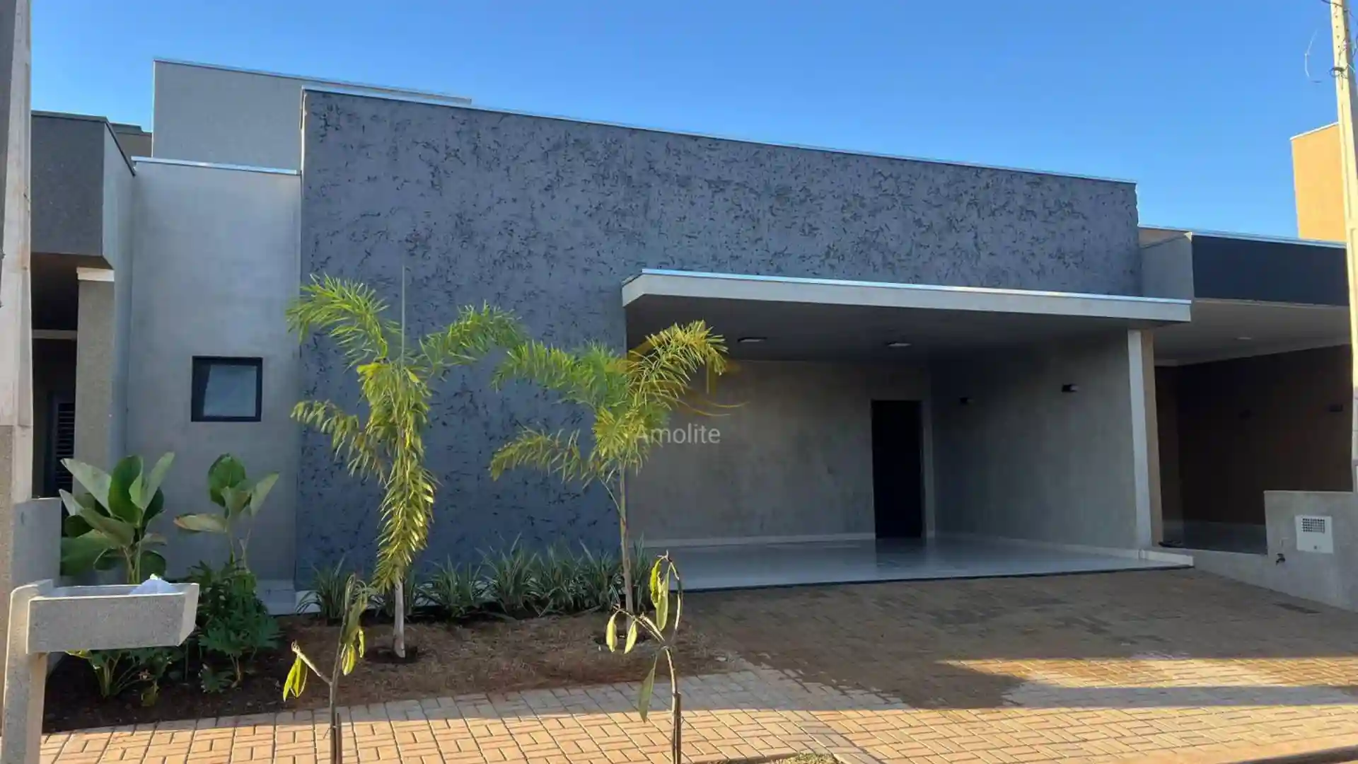 Casa de Condomínio com 3 quartos à venda, 150m² — foto 2 de 28