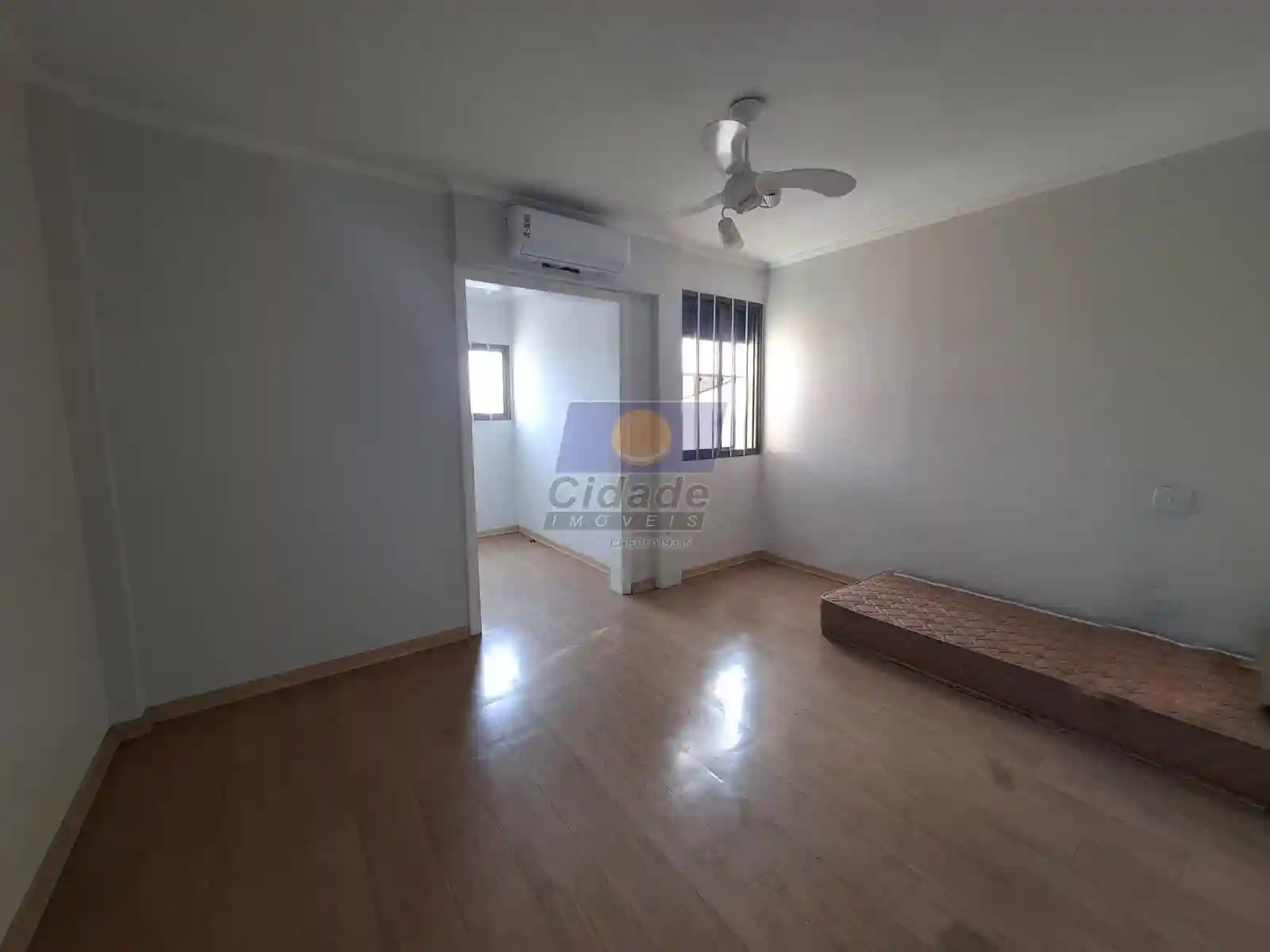 Apartamento com 3 quartos à venda, 206m² — foto 8 de 18