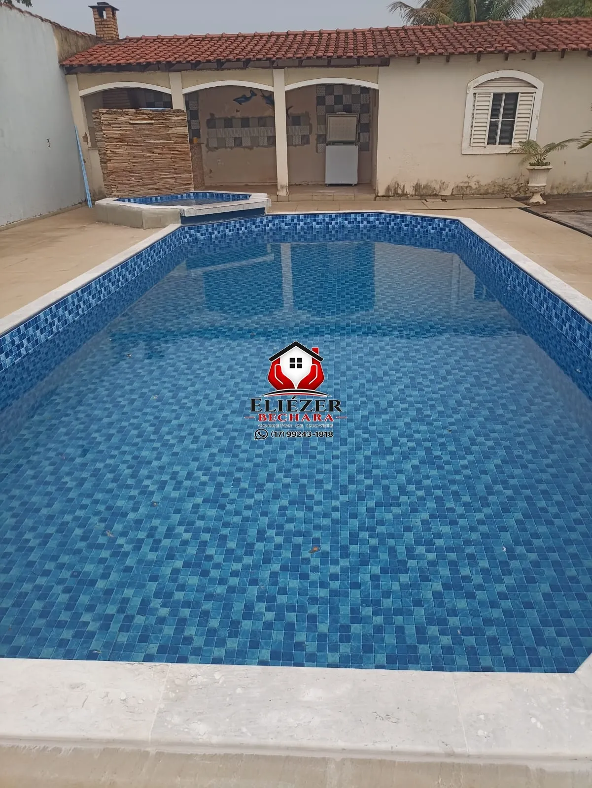 Fazenda / Sítio / Chácara com 5 quartos à venda, 1000m² — foto 1 de 17