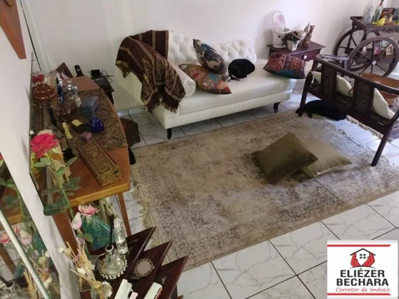 Casa à venda — foto 1 de 4